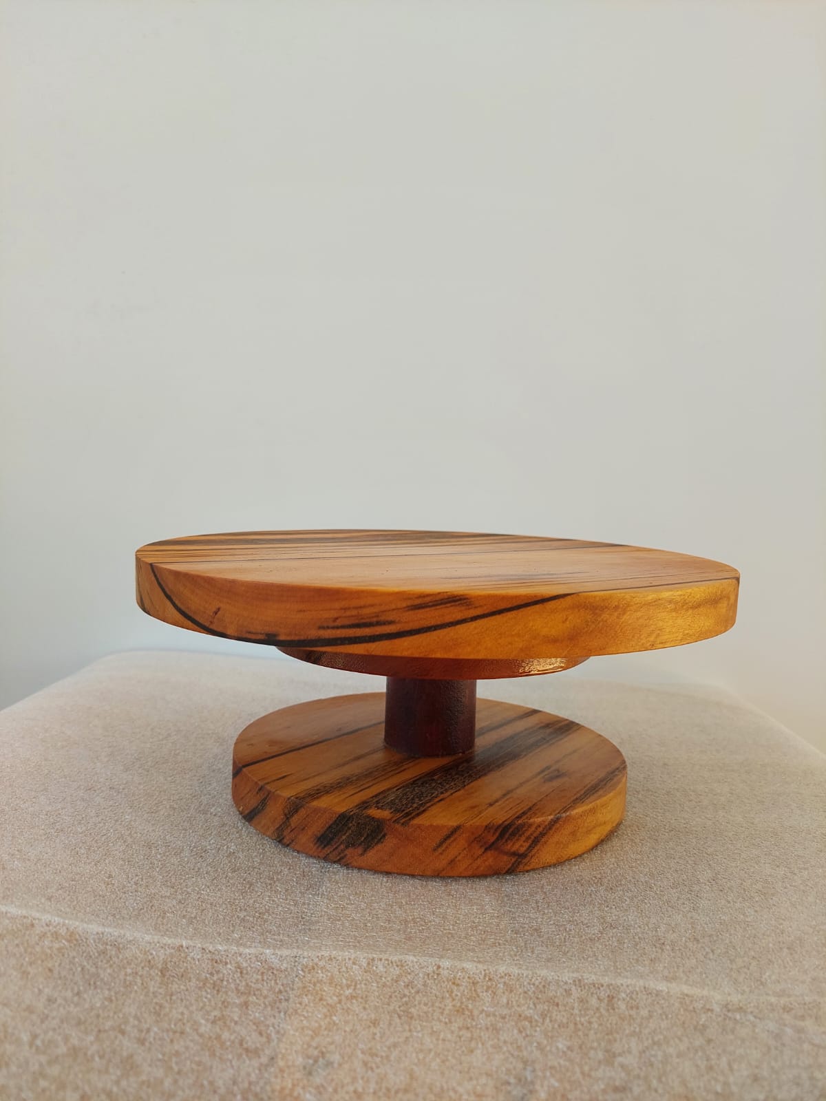 Torno manual de madeira