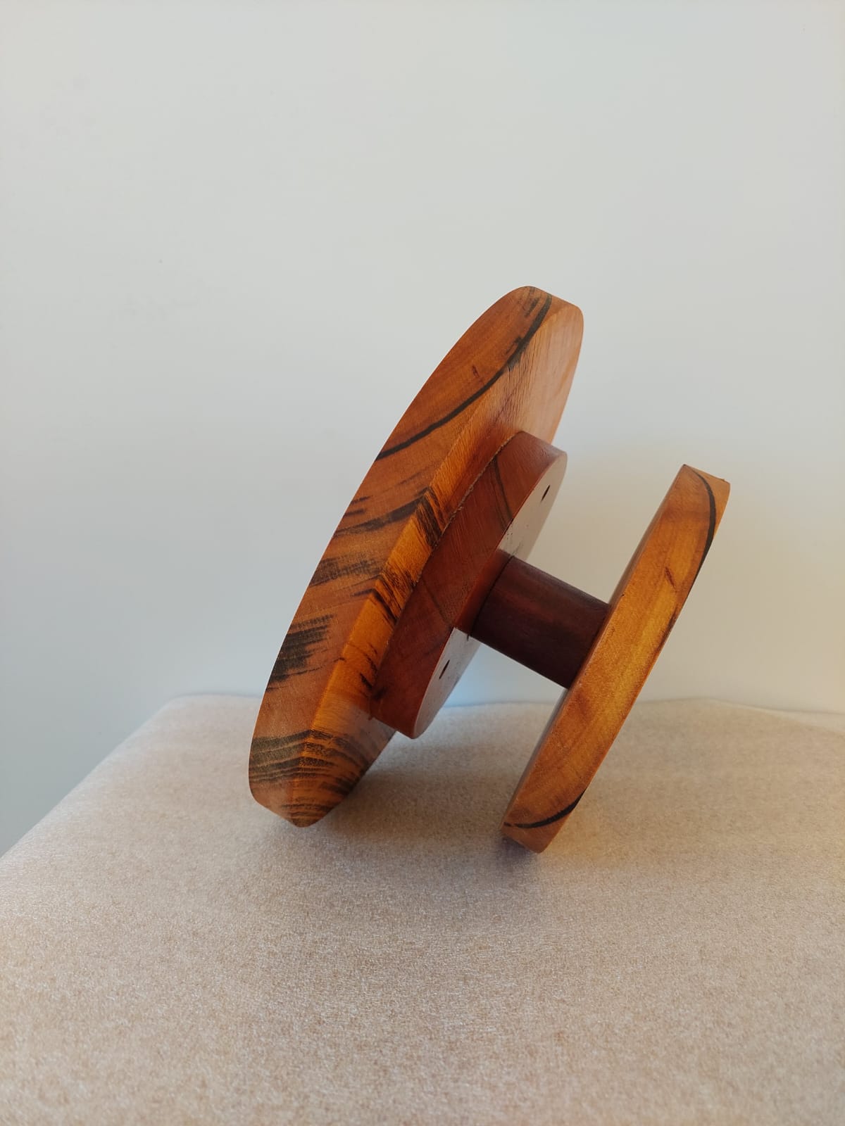 Torno manual de madeira