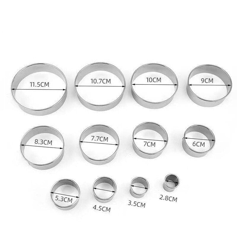 Molde circular feitos de inox para cortar placas de argila