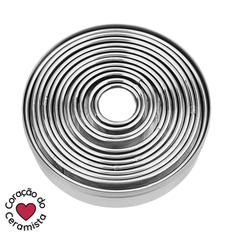 Molde circular feitos de inox para cortar placas de argila